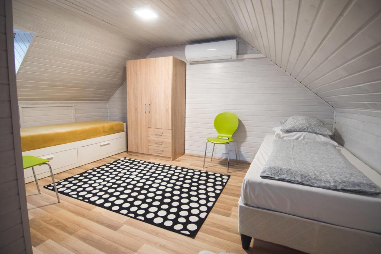 Natura Panzio&Apartmanhaz Орфів Екстер'єр фото