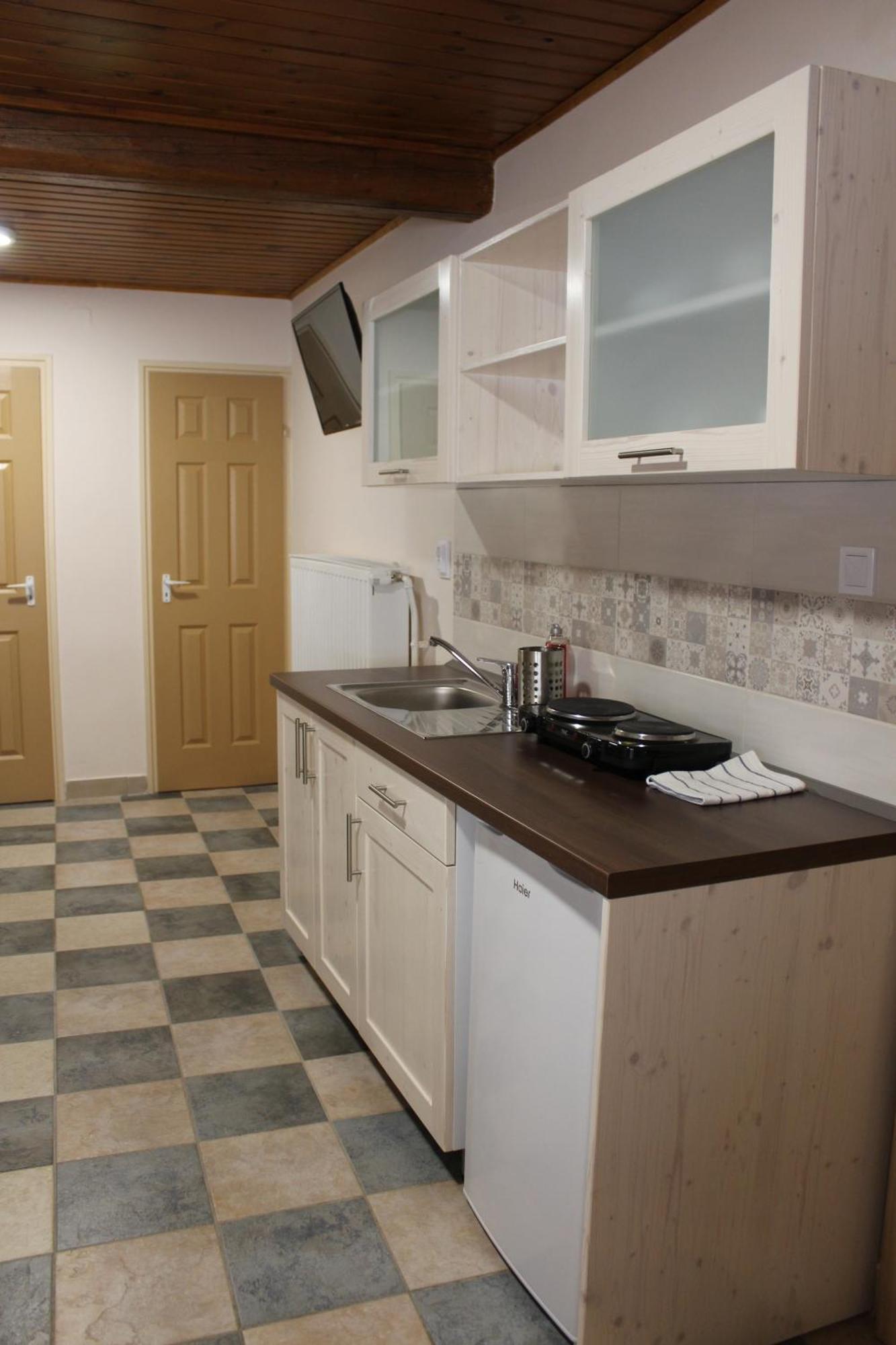Natura Panzio&Apartmanhaz Орфів Номер фото
